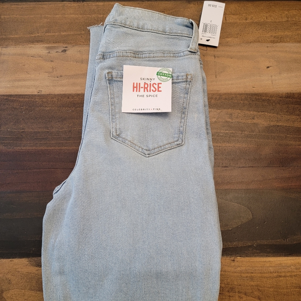 Celebrity Pink Woman's Skinny Jeans Hi- Rise Size 3/26